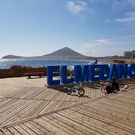 Alquilaencanarias El Medano Mirazul Plaza Roja Dış mekan fotoğraf